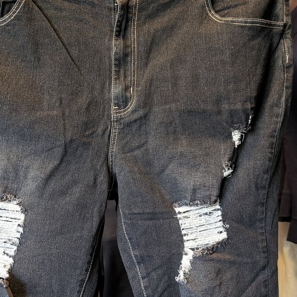 FLAMINGO HIGH Waisted Distressed Stretch Curvy Ankle LENGTH FRAYED Jeans - Picture 7 of 10